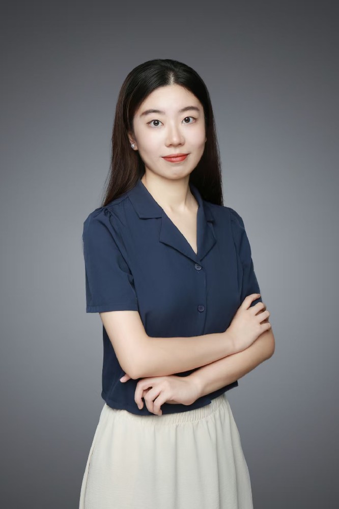 张昕逸